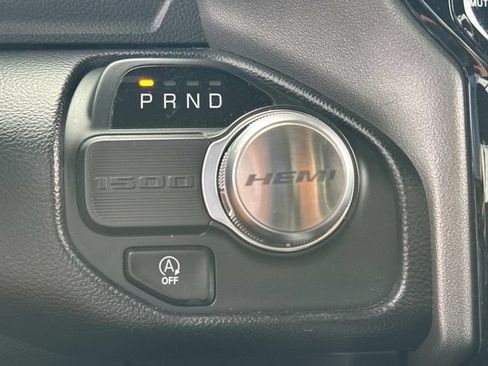 Used 2021 RAM 1500 Laramie RWD image 21