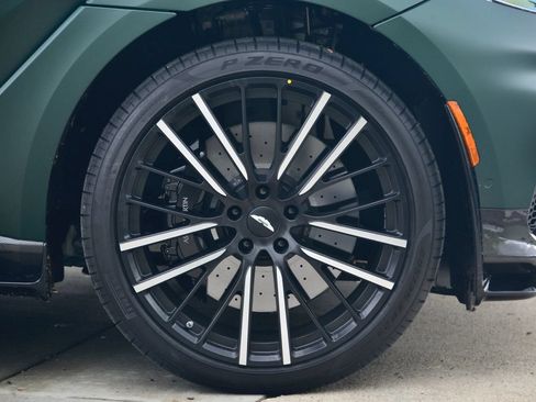 Used 2023 Aston Martin DBX 707 AWD/4WD image 4