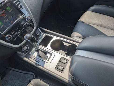 Used 2020 Nissan Murano SL w/ Moonroof Package AWD/4WD image 16