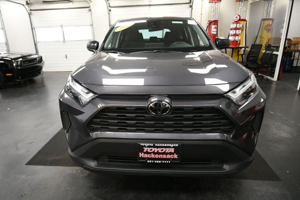 Certified 2025 Toyota RAV4 LE AWD/4WD image 2