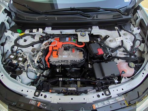 Used 2025 Chevrolet Blazer EV LT FWD image 28