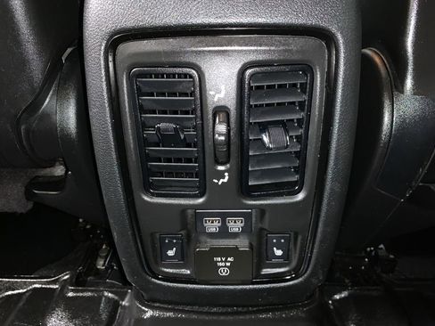 Used 2022 Dodge Durango GT image 18