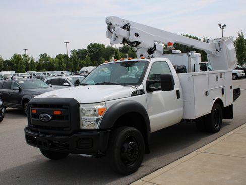 Used 2012 Ford F450 XL w/ Snow Plow Prep Pkg image 3
