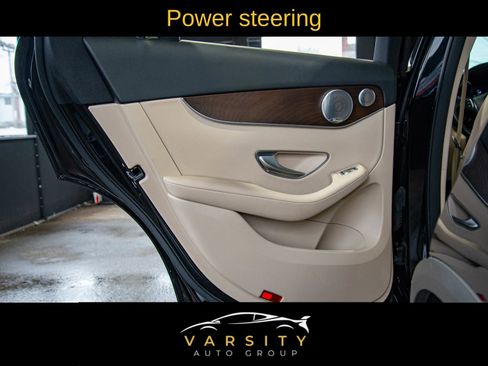 Used 2019 Mercedes-Benz GLC 350e 4MATIC image 28