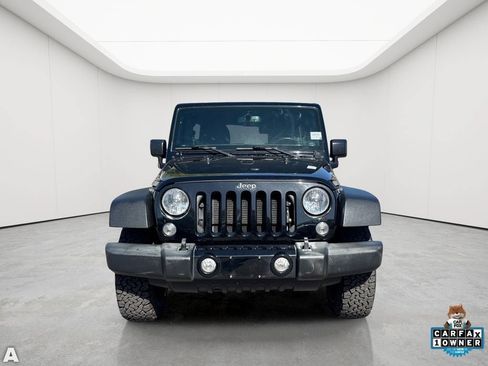 Used 2017 Jeep Wrangler Unlimited Sport AWD/4WD image 9