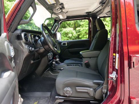 Used 2022 Jeep Gladiator Sport AWD/4WD image 21