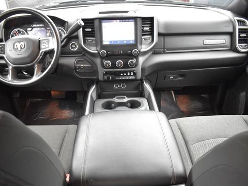 Used 2022 RAM 2500 Big Horn w/ Night Edition AWD/4WD image 13