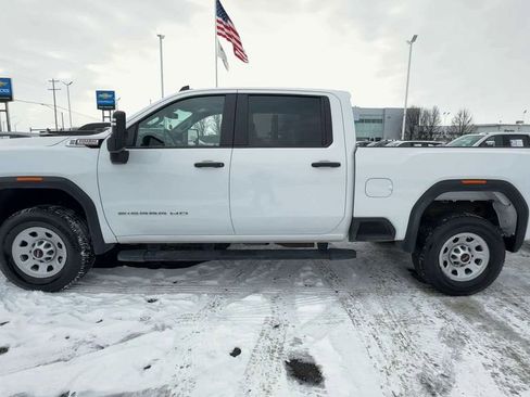 Used 2024 GMC Sierra 2500 Pro image 5