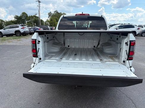 Used 2024 Nissan Frontier Pro-X RWD image 7