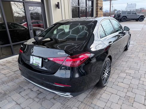 Used 2024 Mercedes-Benz C 300 Sedan image 6