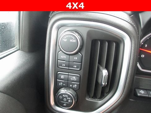 Used 2020 Chevrolet Silverado 2500 High Country w/ Technology Package image 30