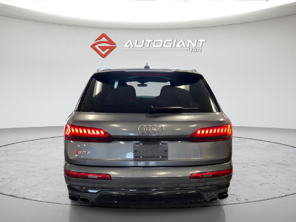 Used 2024 Audi SQ7 Premium Plus w/ Carbon Package AWD/4WD image 3