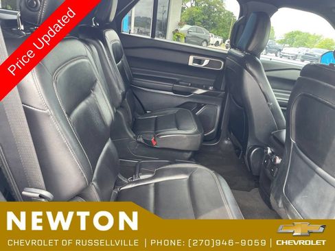 Used 2020 Ford Explorer XLT w/ Equipment Group 202A RWD image 26