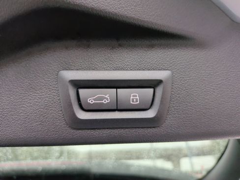 Used 2025 BMW X5 xDrive40i image 42