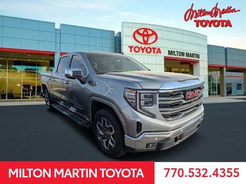 Used 2023 GMC Sierra 1500 SLT w/ SLT Premium Plus Package image 1