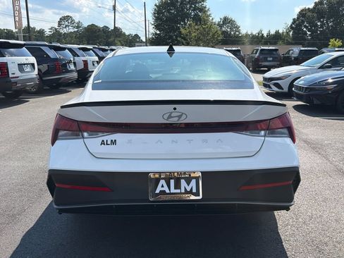 New 2026 Hyundai Elantra Sport FWD image 5