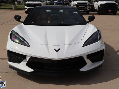 Used 2022 Chevrolet Corvette Stingray Preferred Conv w/ Z51 Performance Package RWD image 9