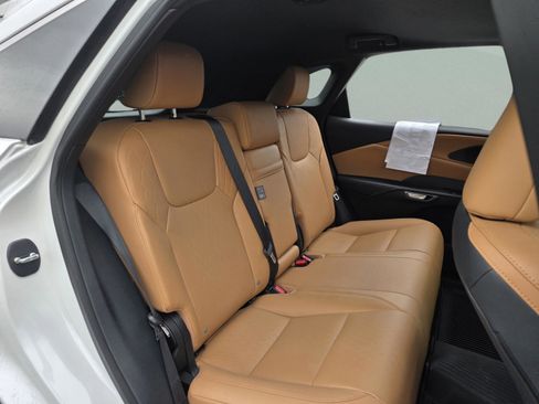 Used 2024 Lexus RX 350 AWD image 17