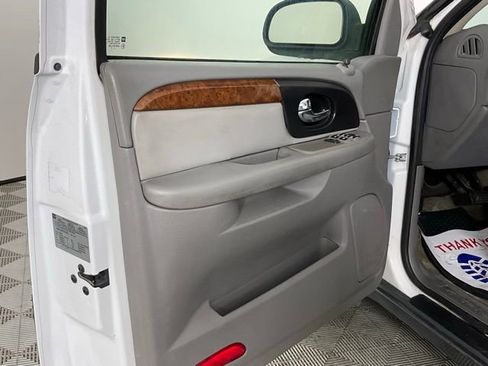 Used 2007 Isuzu Ascender S RWD image 11