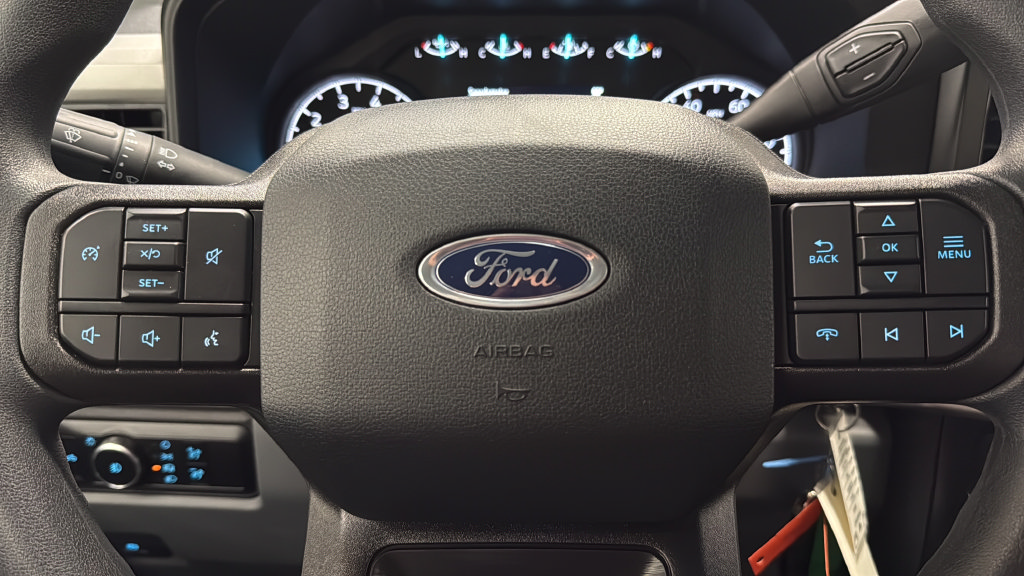 Used 2026 Ford F350 XLT w/ FX4 Off-Road Package AWD/4WD image 15