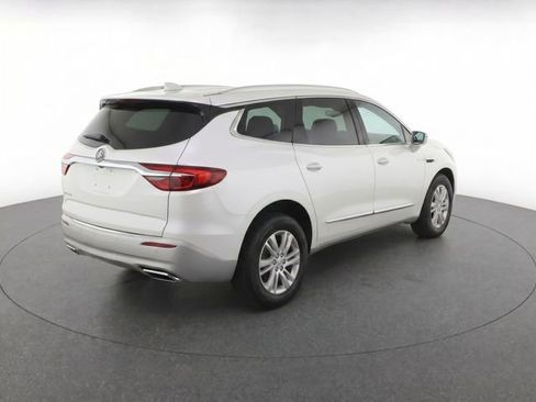 Used 2020 Buick Enclave Preferred FWD image 4