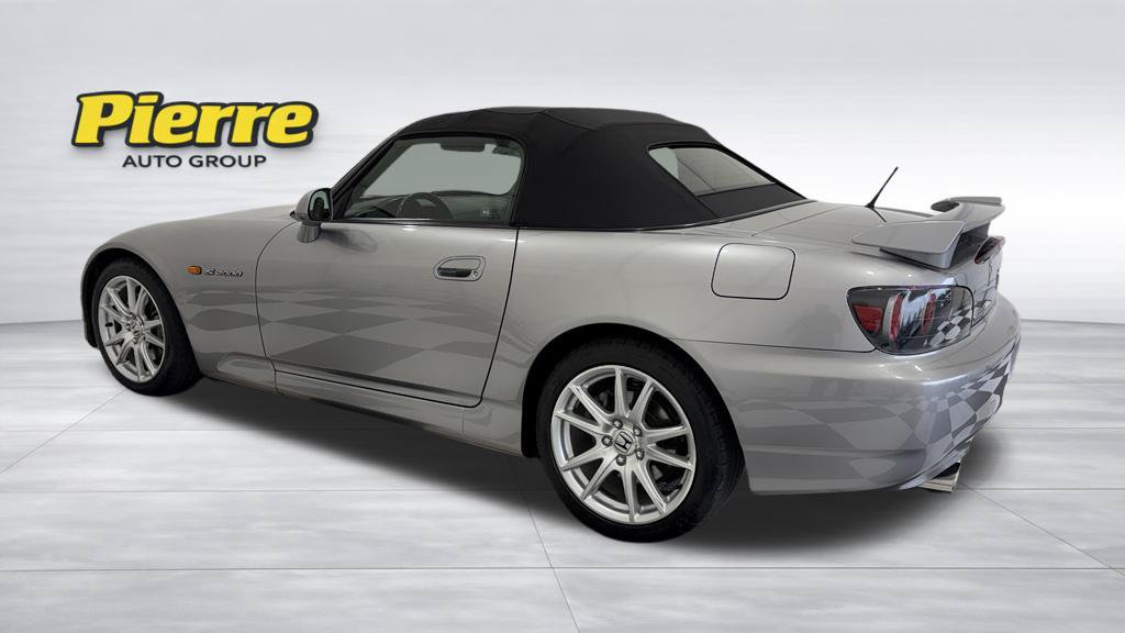 Used 2005 Honda S2000 image 2
