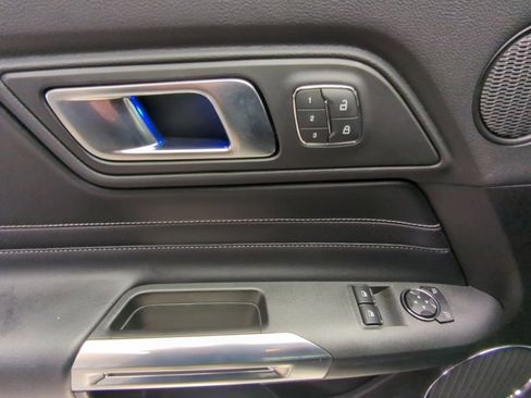 Used 2022 Ford Mustang GT Premium w/ GT Performance Package RWD image 11