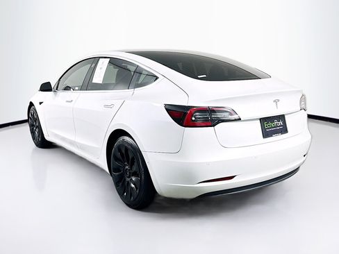 Used 2020 Tesla Model 3 Standard Range RWD image 5