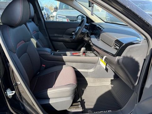 New 2026 Nissan Kicks SR w/ Illumination Package AWD/4WD image 24