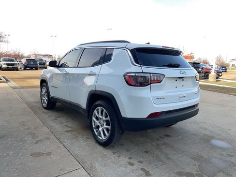 Used 2023 Jeep Compass Latitude image 7