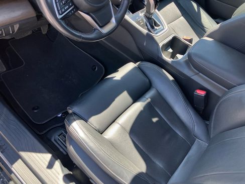 Used 2023 Subaru Outback Touring XT AWD/4WD image 34
