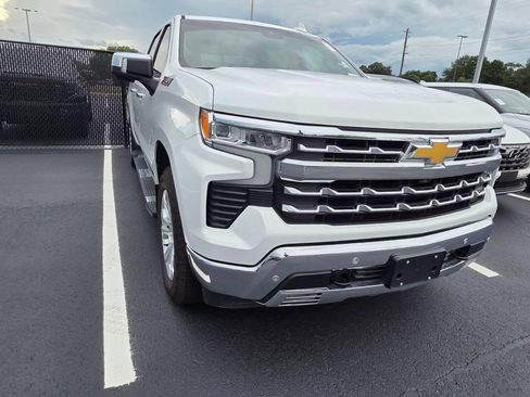 Used 2024 Chevrolet Silverado 1500 LTZ AWD/4WD image 7