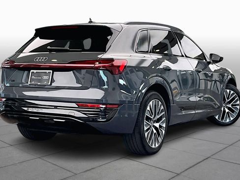 Used 2024 Audi Q8 e-tron Prestige w/ Prestige Package image 13