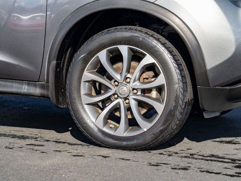 Used 2011 Nissan Juke S w/ Sport Pkg image 8