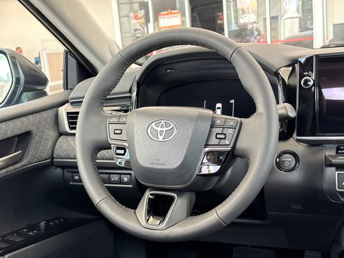 New 2026 Toyota Camry XLE image 21