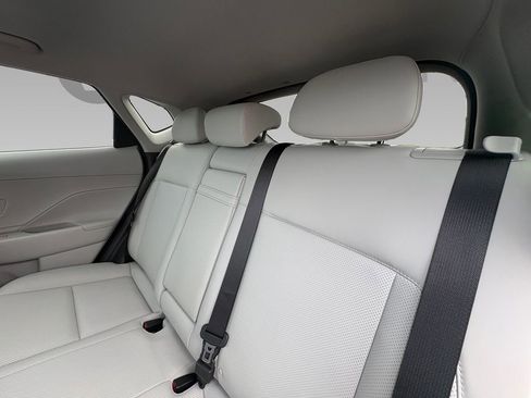 Used 2024 Hyundai Kona Limited AWD/4WD image 5
