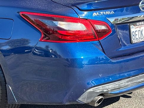 Used 2018 Nissan Altima 2.5 SR w/ SR Special Edition image 7