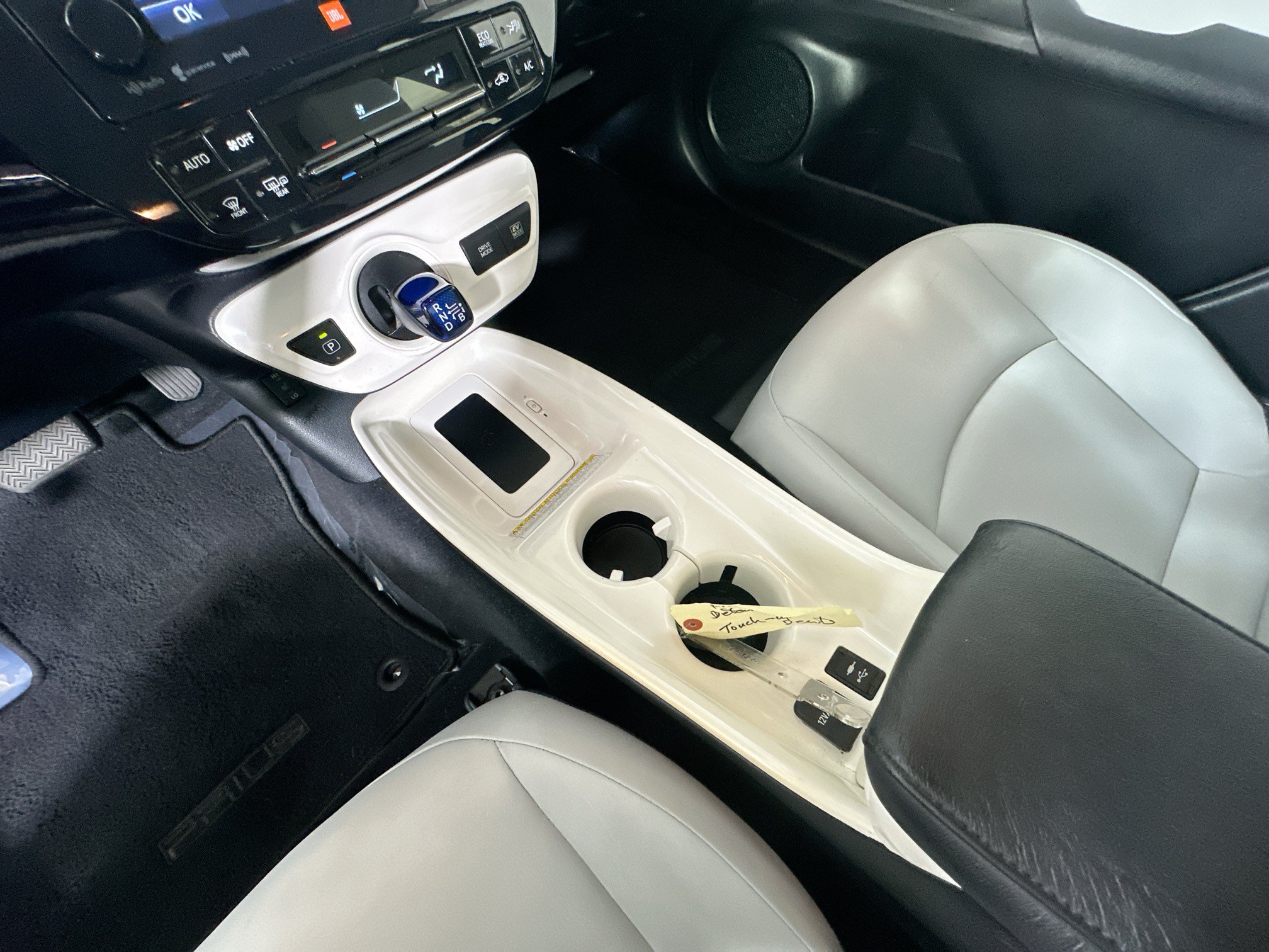 Used 2017 Toyota Prius Four Touring w/ Premium Convenience Package FWD image 22