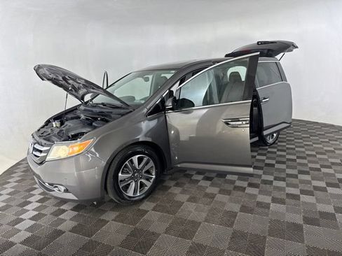 Used 2016 Honda Odyssey Touring image 13