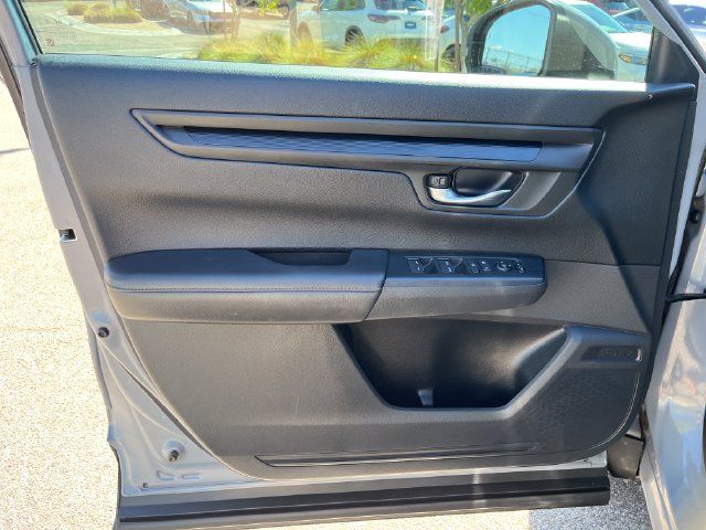 Certified 2025 Honda CR-V EX image 6