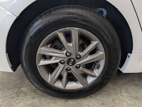 Used 2020 Kia Optima LX FWD image 41