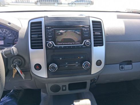 Used 2018 Nissan Frontier S image 13