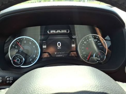 Used 2023 RAM 1500 Big Horn AWD/4WD image 8