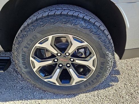 New 2026 GMC Yukon XL AT4 w/ AT4 Premium Plus Package image 9