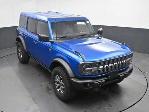 Used 2025 Ford Bronco Badlands AWD/4WD image 31