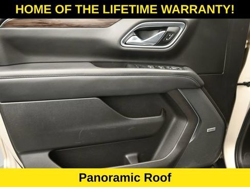 Used 2021 Chevrolet Tahoe LT w/ Luxury Package AWD/4WD image 11