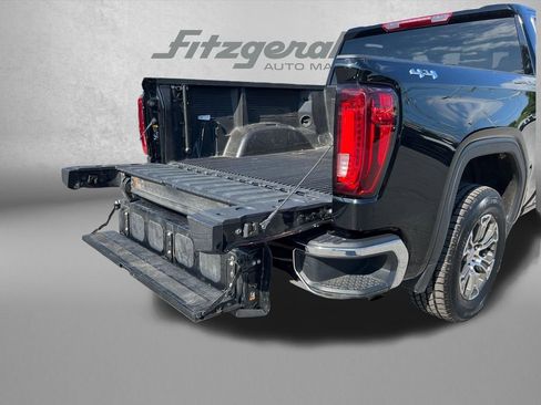 Used 2025 GMC Sierra 1500 SLT AWD/4WD image 23