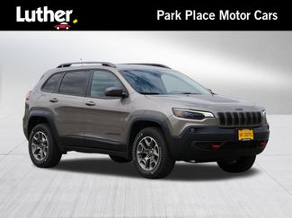 Used 2020 Jeep Cherokee Trailhawk w/ Cold Weather Group AWD/4WD video 1