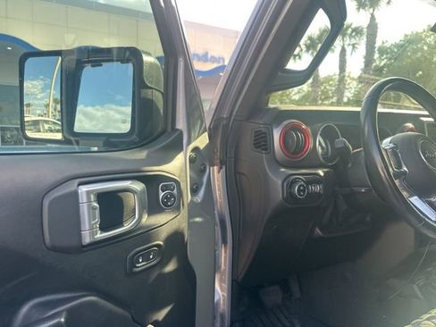 Used 2020 Jeep Gladiator Sport w/ Quick Order Package 24S image 23