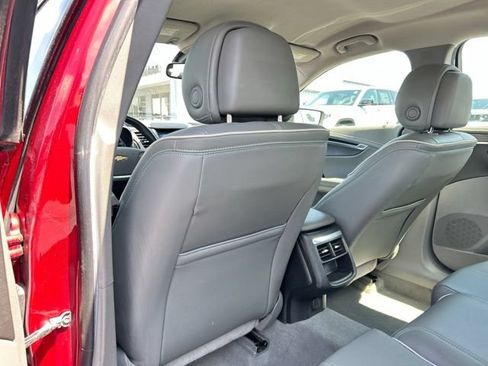 Used 2014 Chevrolet Impala LT w/ Premium Seating Package FWD image 14